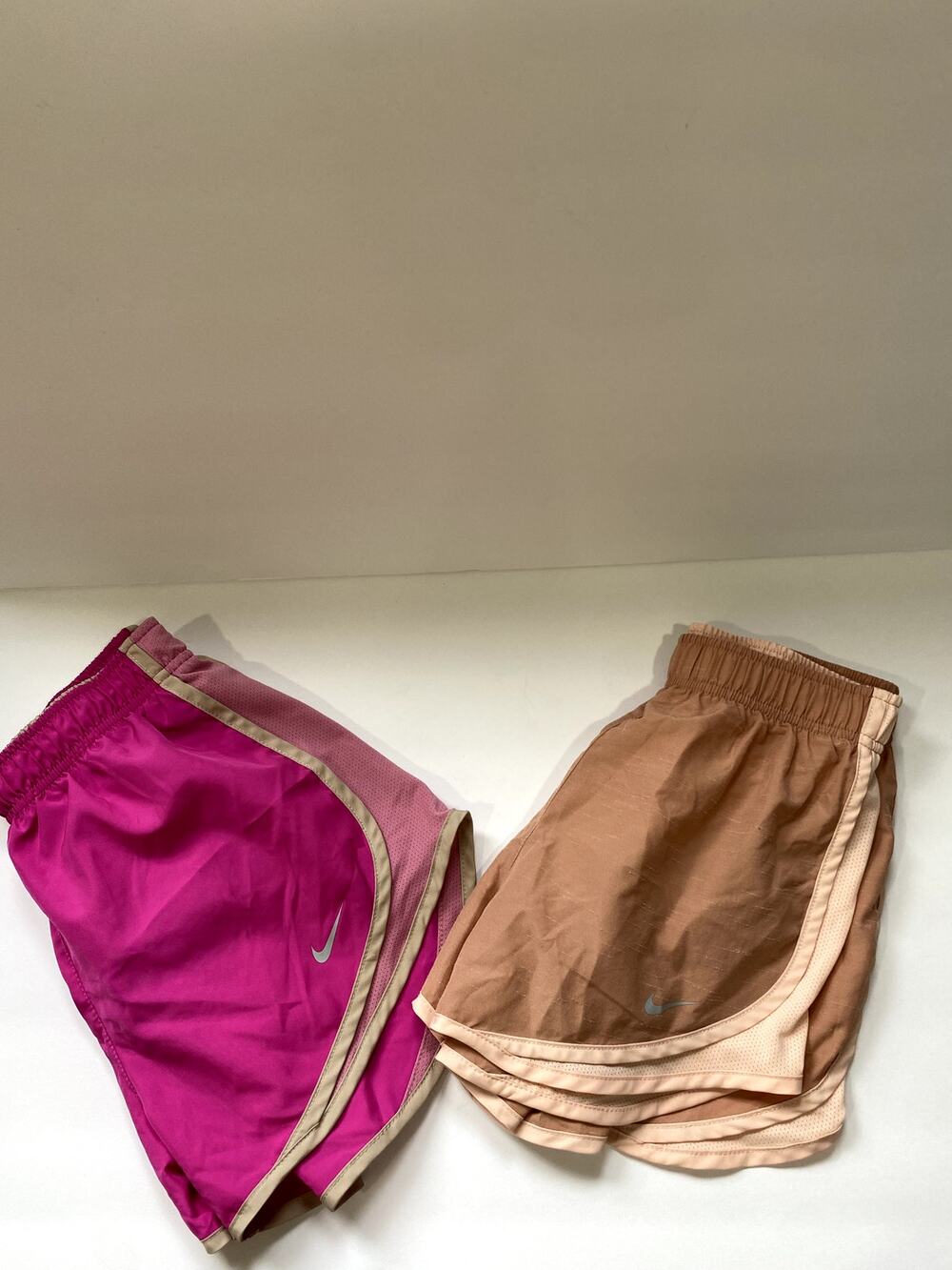 Lot of 2 Nike Dri- Fit Women Blush Pink Running Shorts sz XS